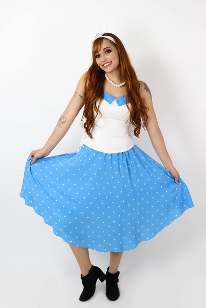 50s Corpete branco saia azul bola 